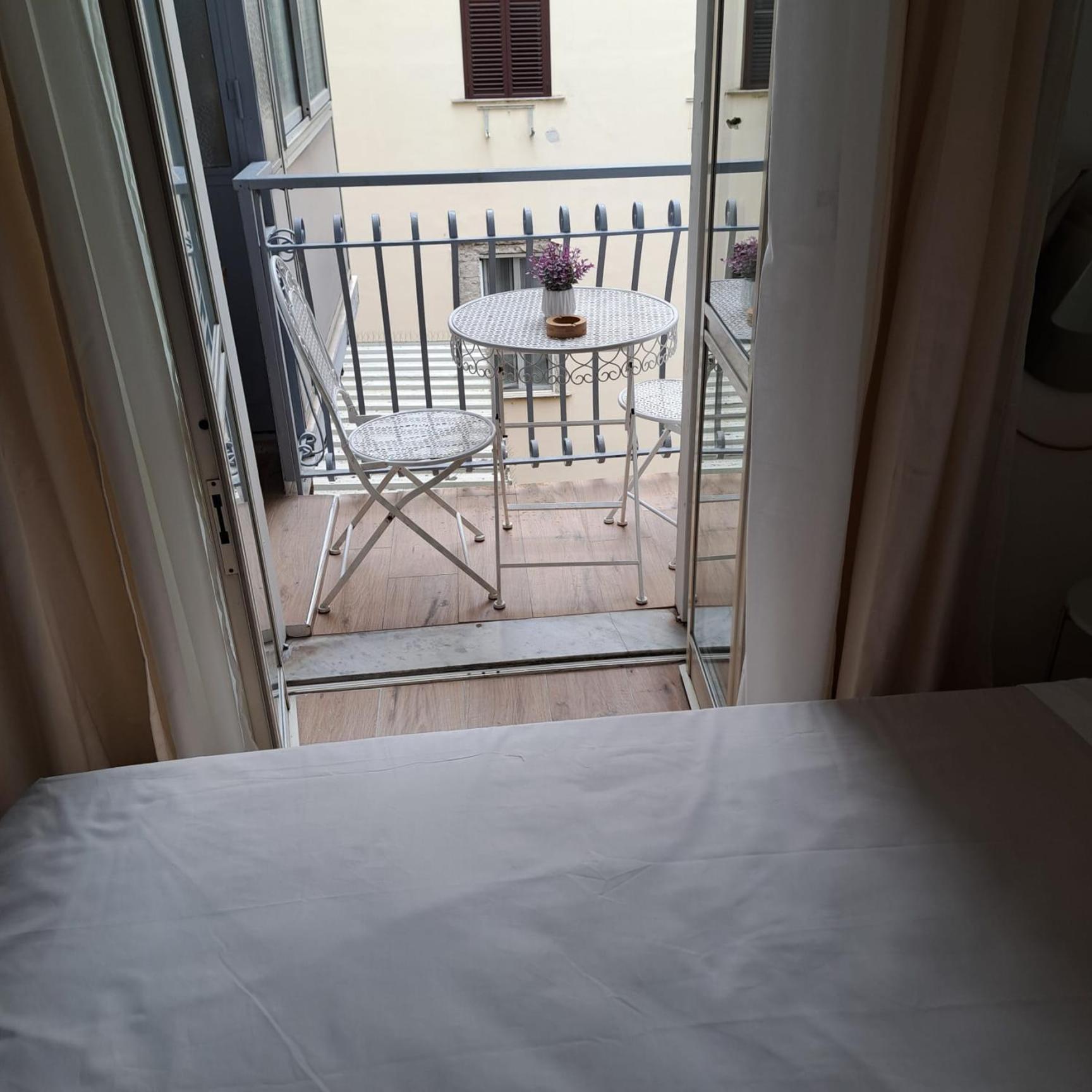 Domus Sirena Hotel Napoli Bagian luar foto