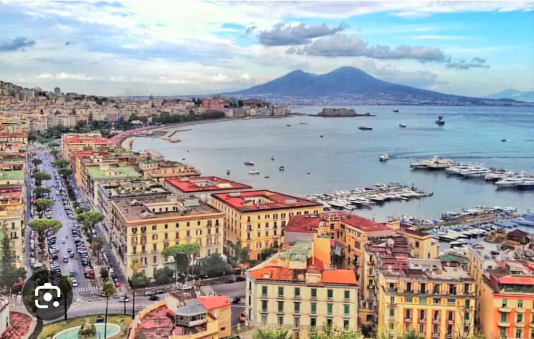 Domus Sirena Hotel Napoli Bagian luar foto