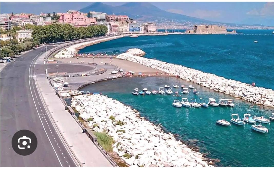 Domus Sirena Hotel Napoli Bagian luar foto